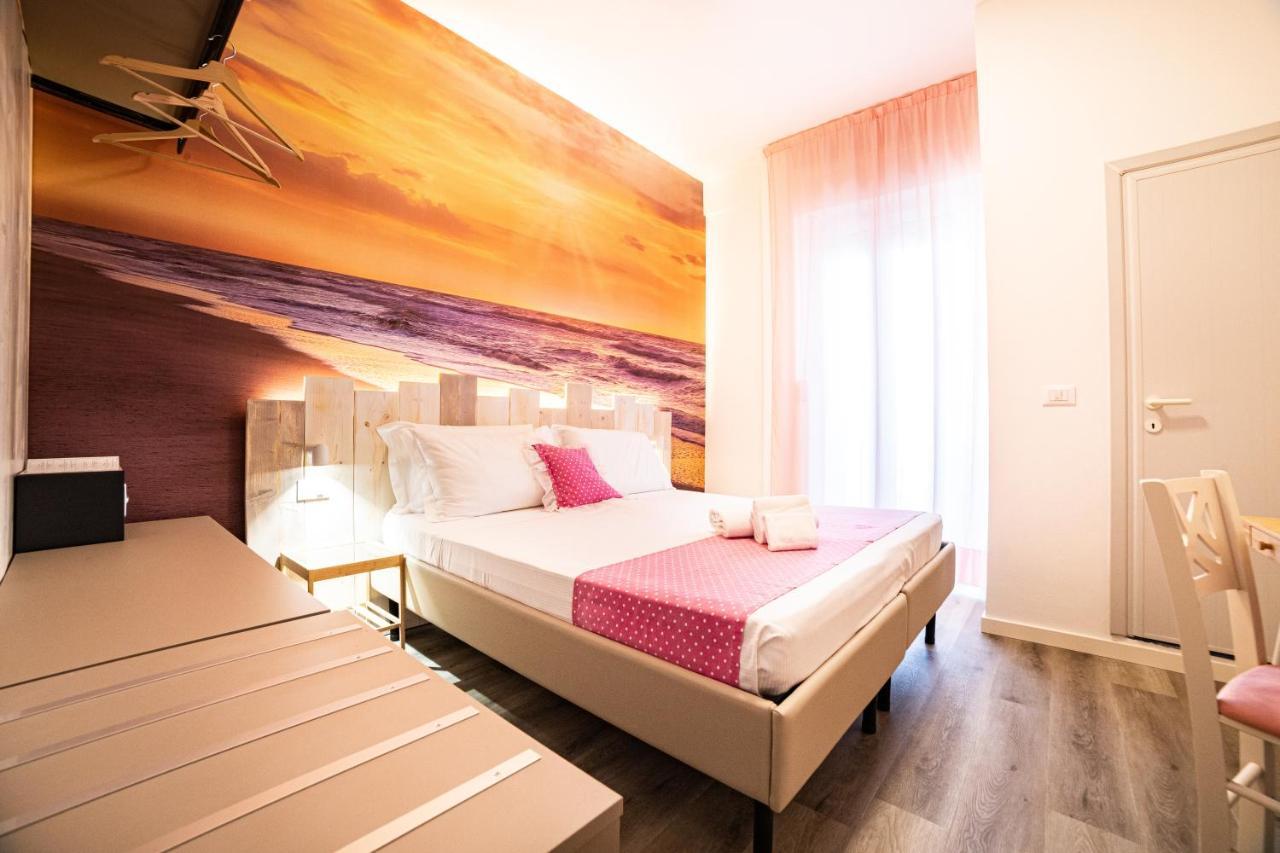 Hotel Majorca Gabicce Mare Esterno foto