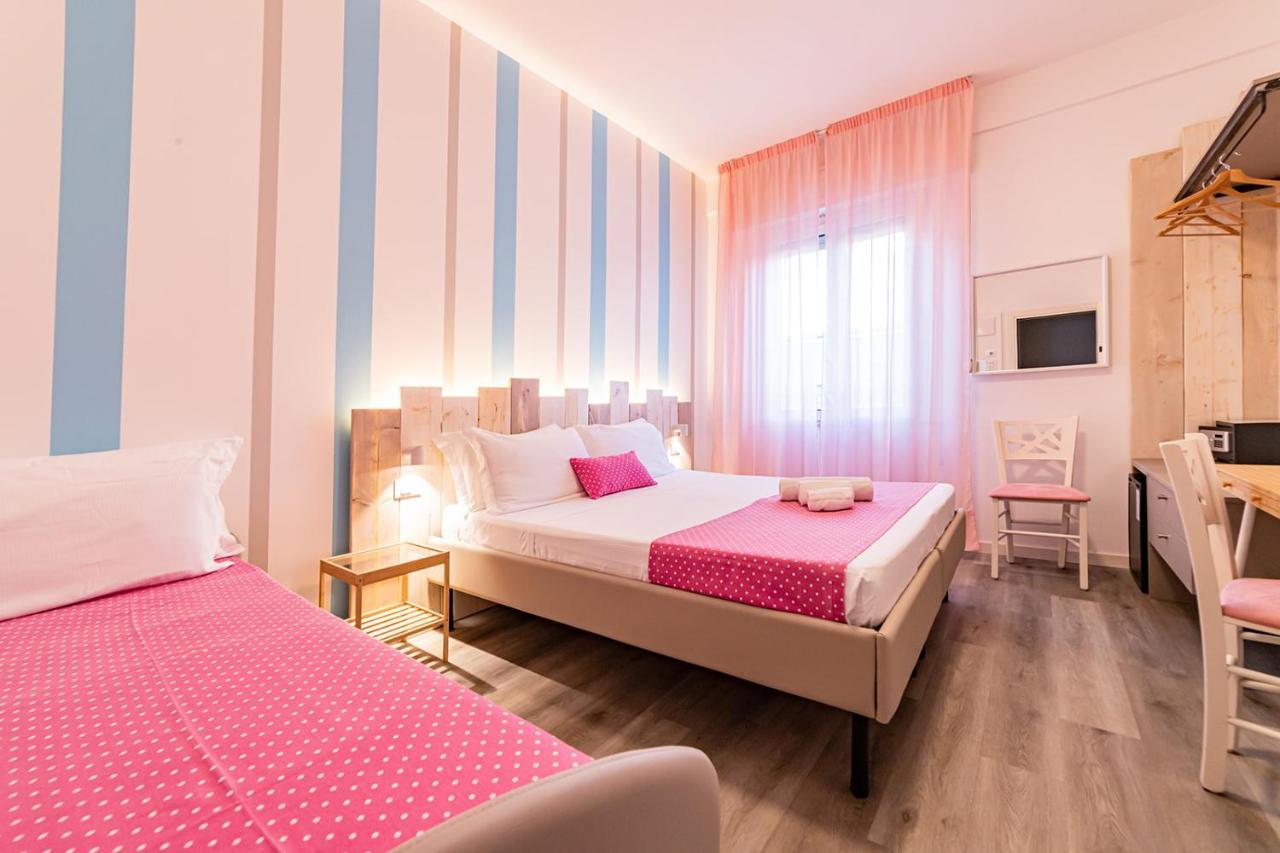Hotel Majorca Gabicce Mare Esterno foto