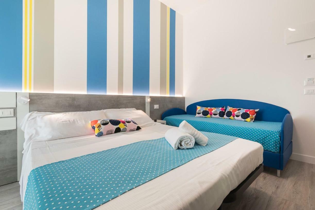 Hotel Majorca Gabicce Mare Esterno foto